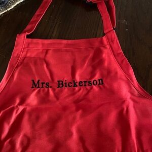 NWOTS red aprons (2) embroidered with Mrs Bickerson & Mr Bickerson 🧑‍🎄🎅🏻🤣🎄